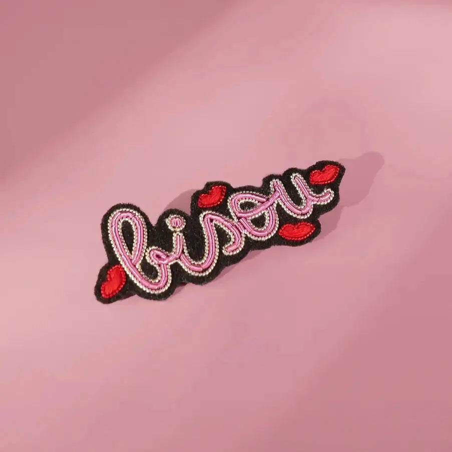 Broche Bisou