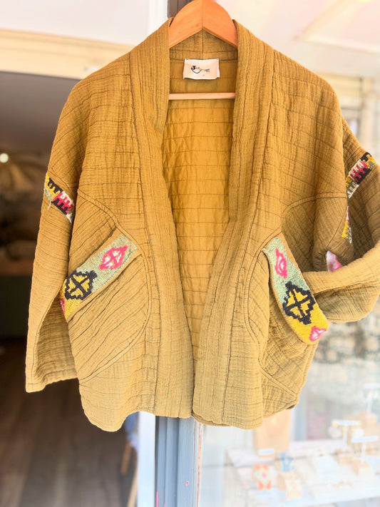 Veste matelassée brodée